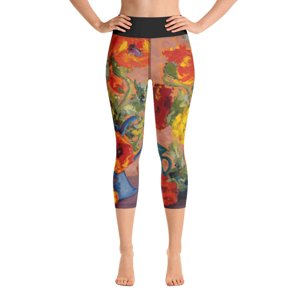 Gray Rose Floral Capri Leggings, Best Women's Yoga Pants For Women- Made in  USA/EU